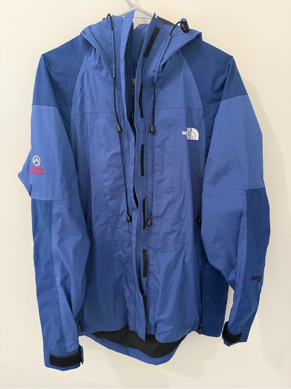 The North Face Summit Series Women’s L GORE-TEX Blue Jacket